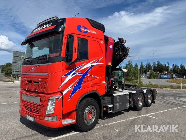 Dragbil med kran Volvo FH 540 6x2 2021