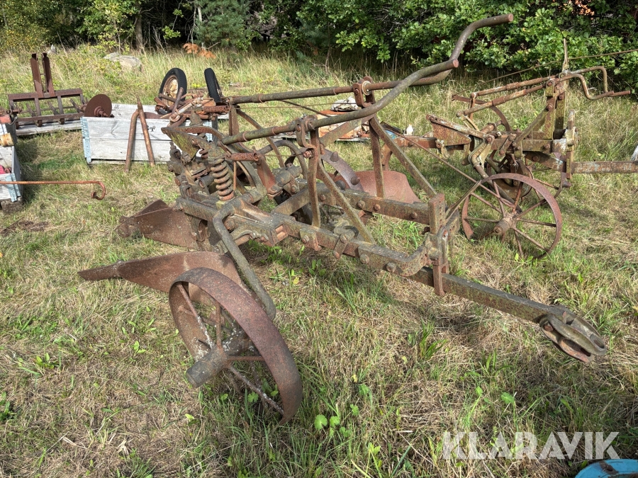 Bogserplog Överum tvåskärig