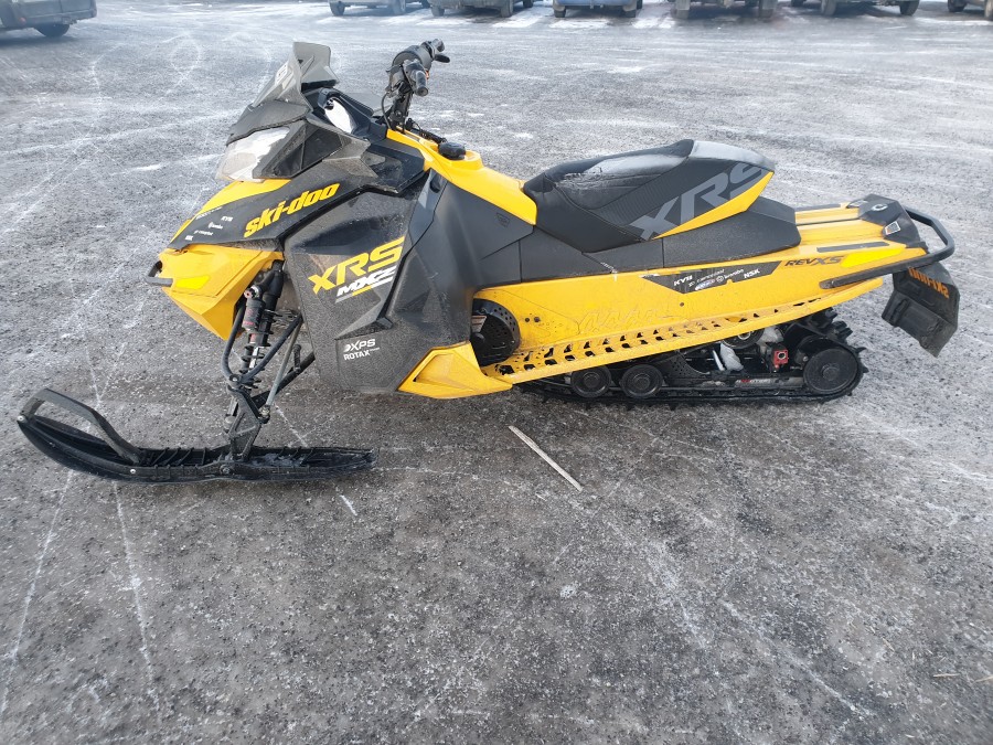 Snöskoter Ski-Doo MXZ 800 E TEC