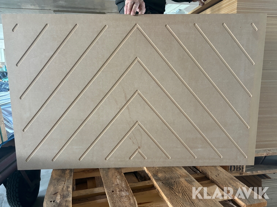 MDF skivor 10x1150x710, 90st. med profilfräsning