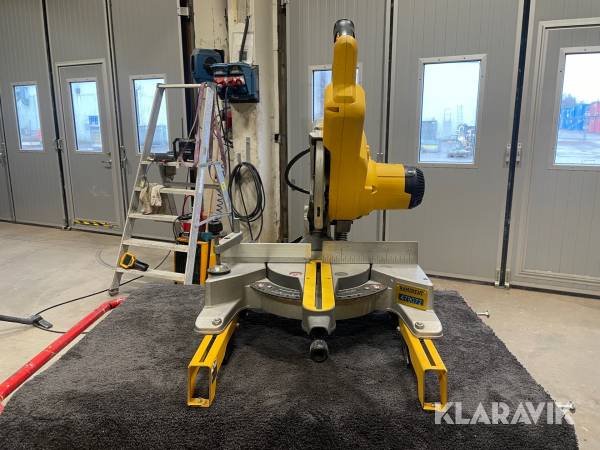 Kap&geringsåg Dewalt Dw 777
