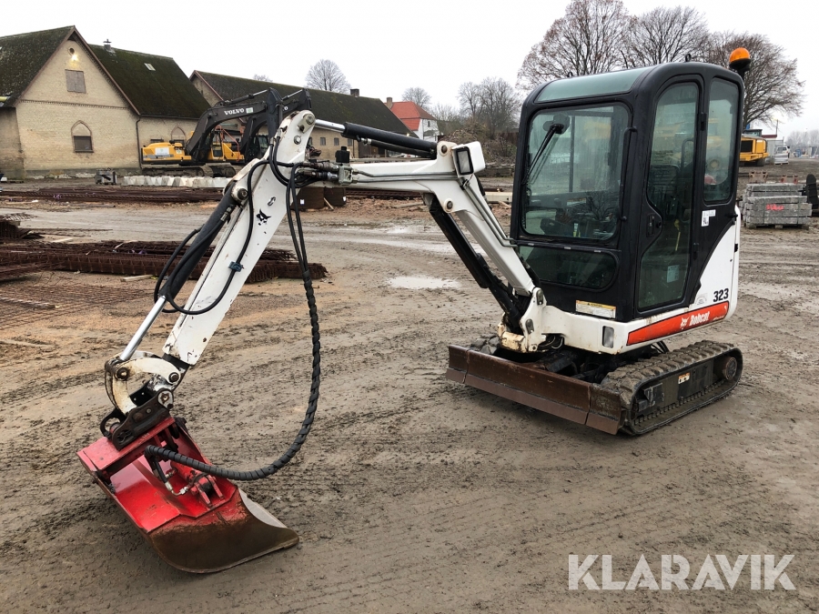 Grävmaskin Bobcat 323