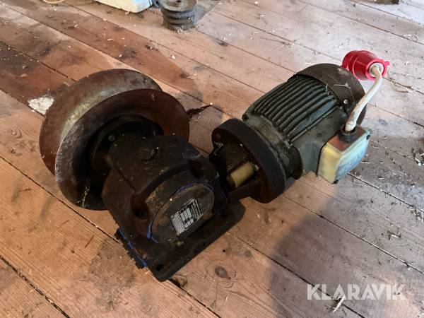 Drivenhet Maskinprodukter AB Empro med snäckväxel till utgödsling/linbana