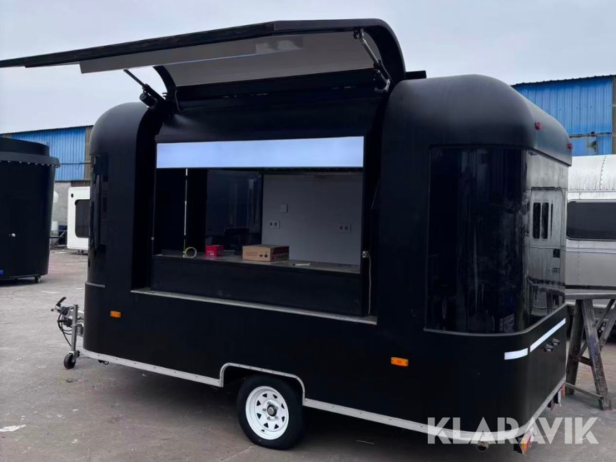 Foodtruck 3,8m