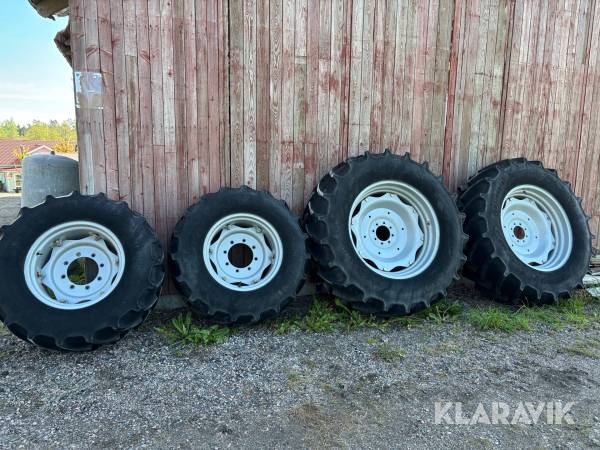 Traktorhjul Continental 540/65R34 - 440/65R24 4st Massey Ferguson / Valtra