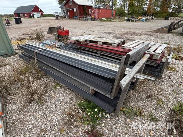 Tak och väggplåt från maskinhall