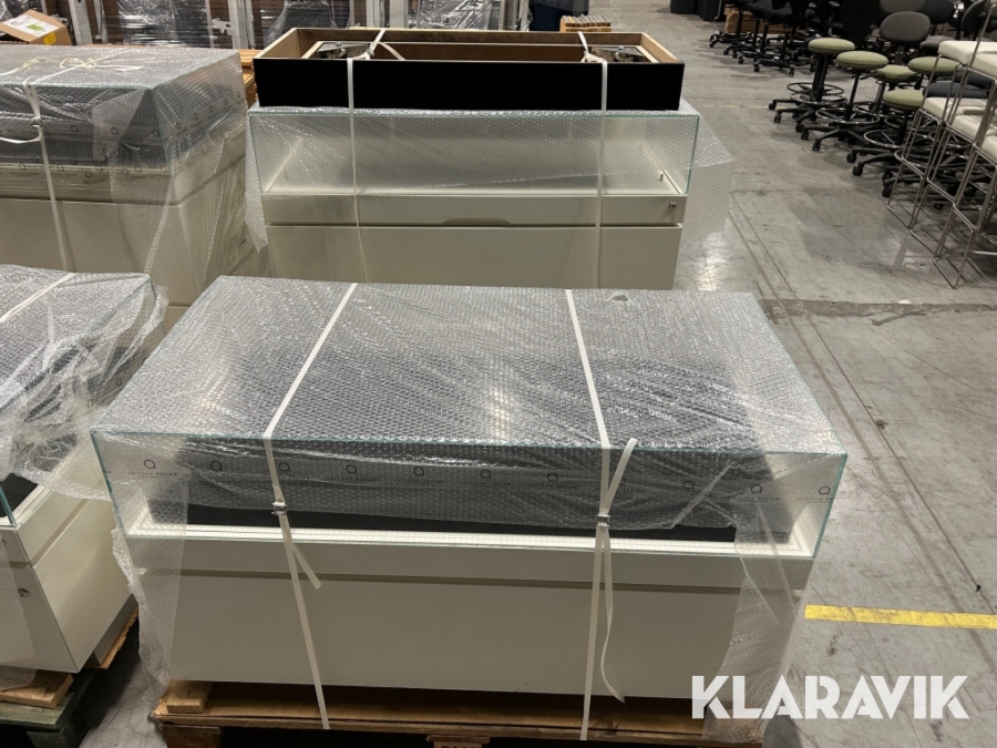 Utställningsmontrar 2 st