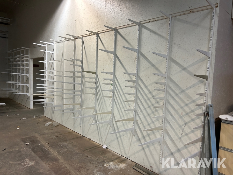 Hyllsystem ELFA konsoler, list och hängskenor