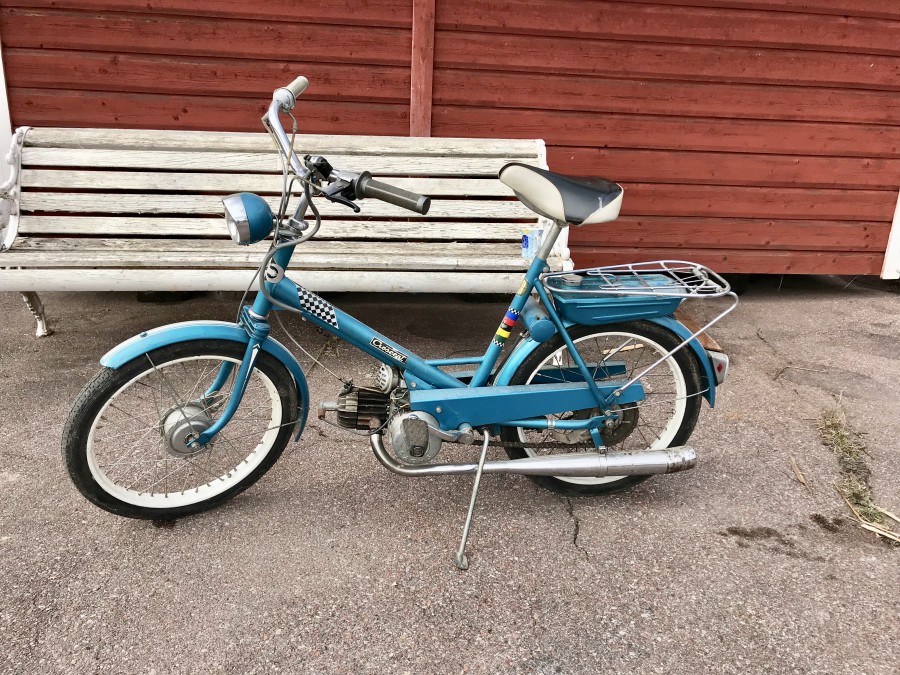 Veteran moped / Crescent Automat