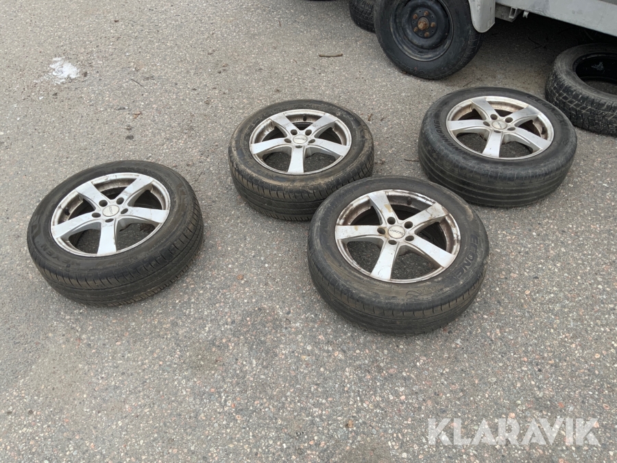 Sommardäck till Volvo v50 Dezent 205/55-16