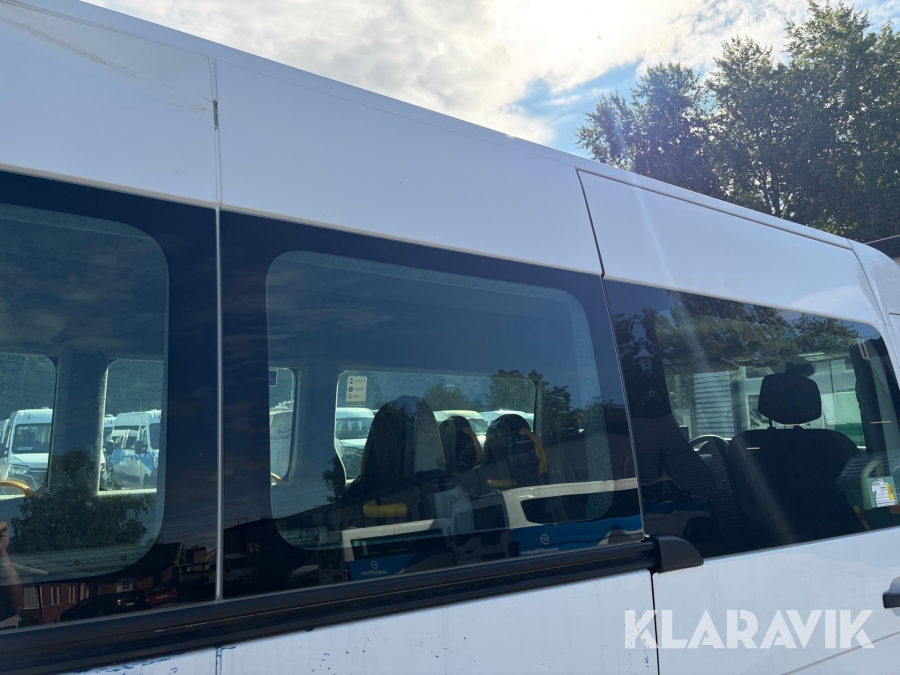 Minibuss Renault Master Chassi Cab 3.5 T 2.3 dCi Manuell 145 hk