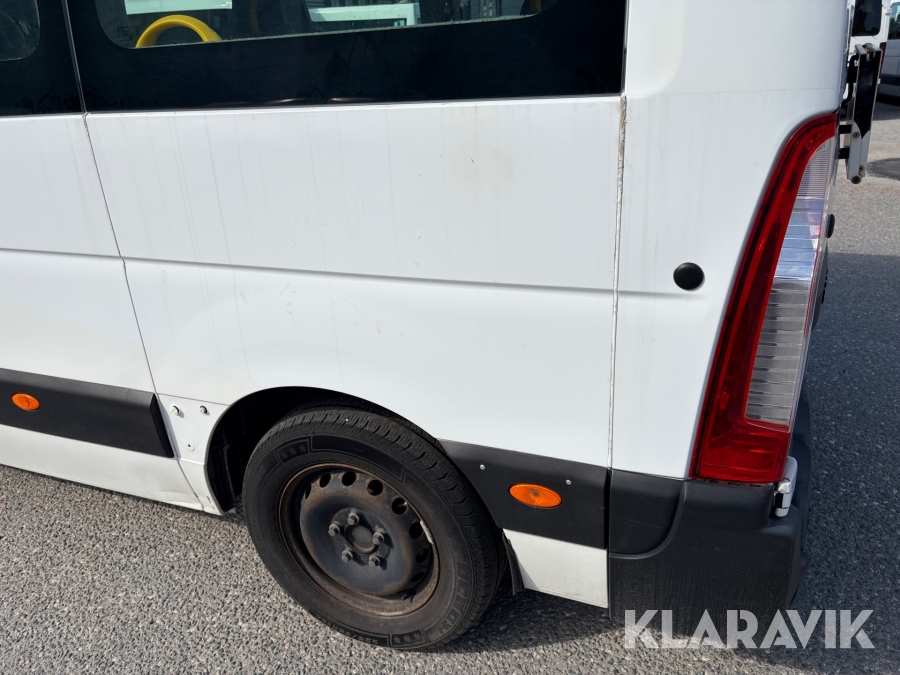Minibuss Renault Master Chassi Cab 3.5 T 2.3 dCi Manuell 145 hk