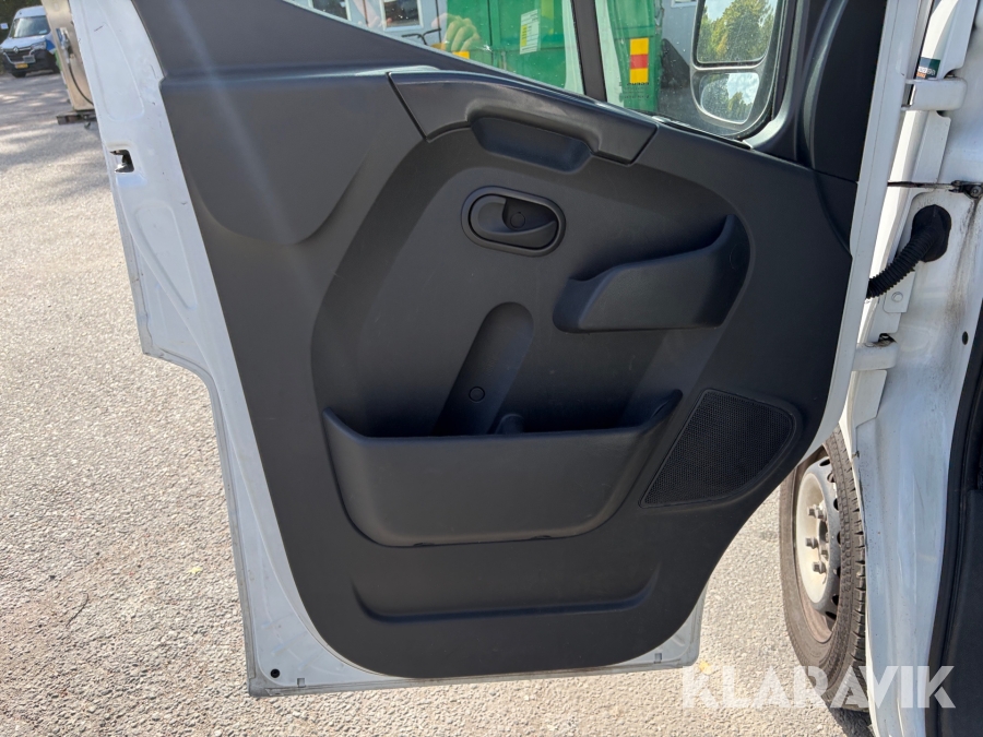 Minibuss Renault Master Chassi Cab 3.5 T 2.3 dCi Manuell 145 hk