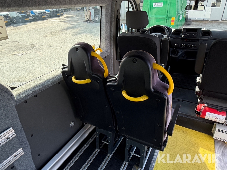 Minibuss Renault Master Chassi Cab 3.5 T 2.3 dCi Manuell 145 hk