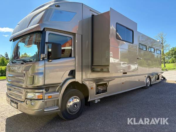 Hästlastbil Scania P310