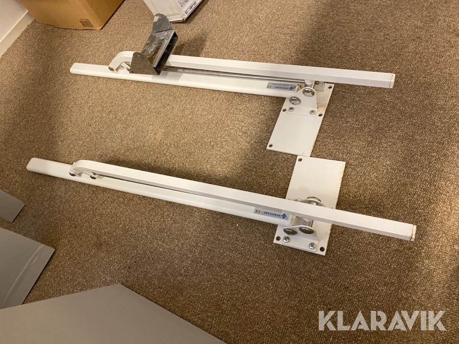 Armstöd för handikapptoalett Merivaara