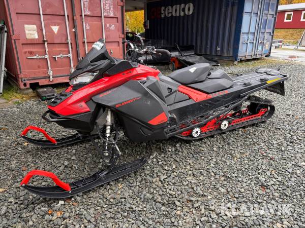 Snöskoter Ski-Doo Summit SP 600R e-tec 154"