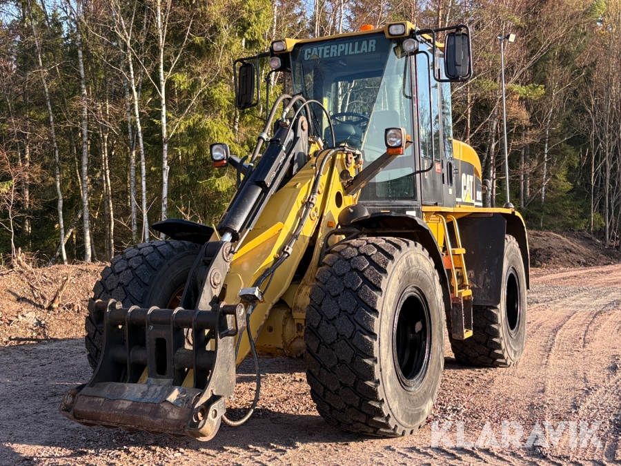 Hjullastare CAT 924G med 6 redskap