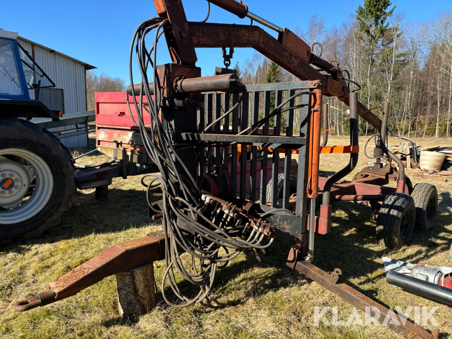 Skogsvagn Sonnys maskiner 8111