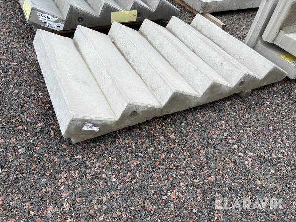 Blocktrapp 1100 mm 6 steg