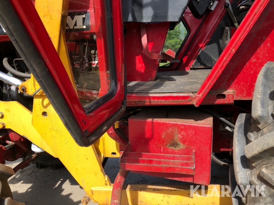Traktor med lastare Volvo BM 2254