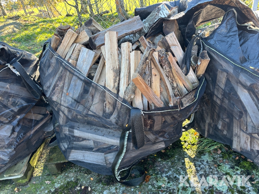 Ved 6 st säckar