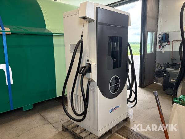 Snabbladdare för elbil – 240 kW DC med 2xCCS2 och RFID läsare Winline XLUXD240KE-01