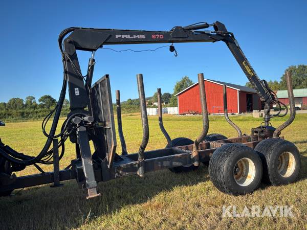 Huggarvagn med kran Palmse 670
