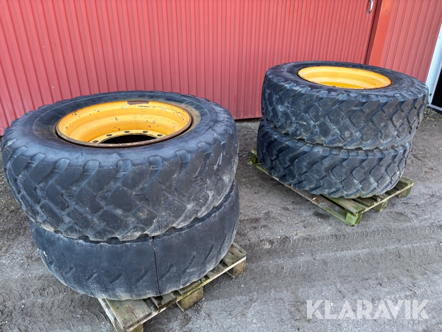 Entreprenaddäck Michelin 15.5-25