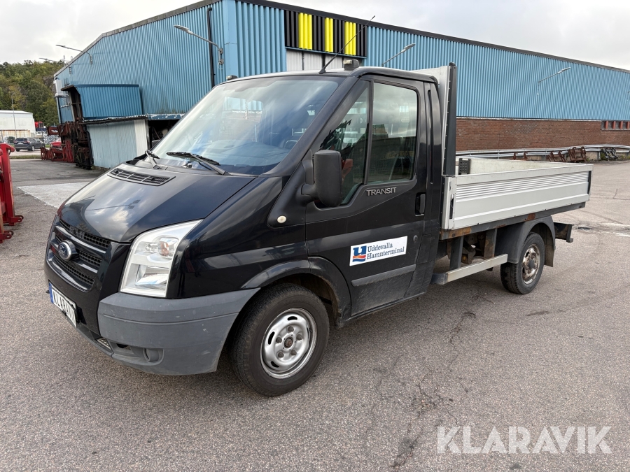 Lätt lastbil Ford Transit 85 T300 med kran