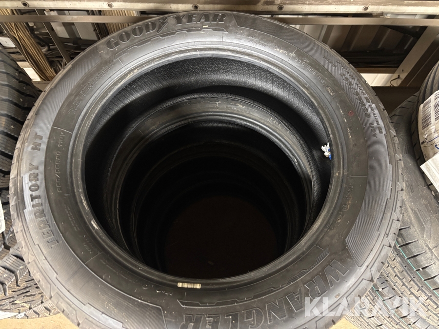 Däck Good Year Wrangler 255/55R20 4st