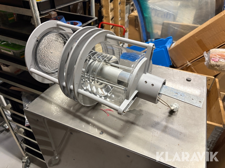 Gatulampkronor Fagerhult Vega Clear 4st 