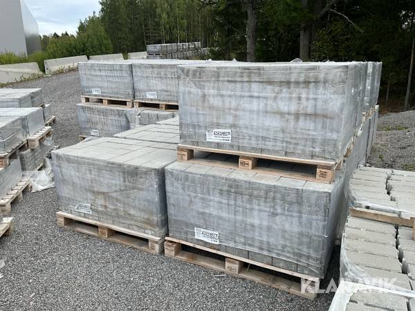Betongmarkplatta 28st pallar Benders 175x175x100mm Grå