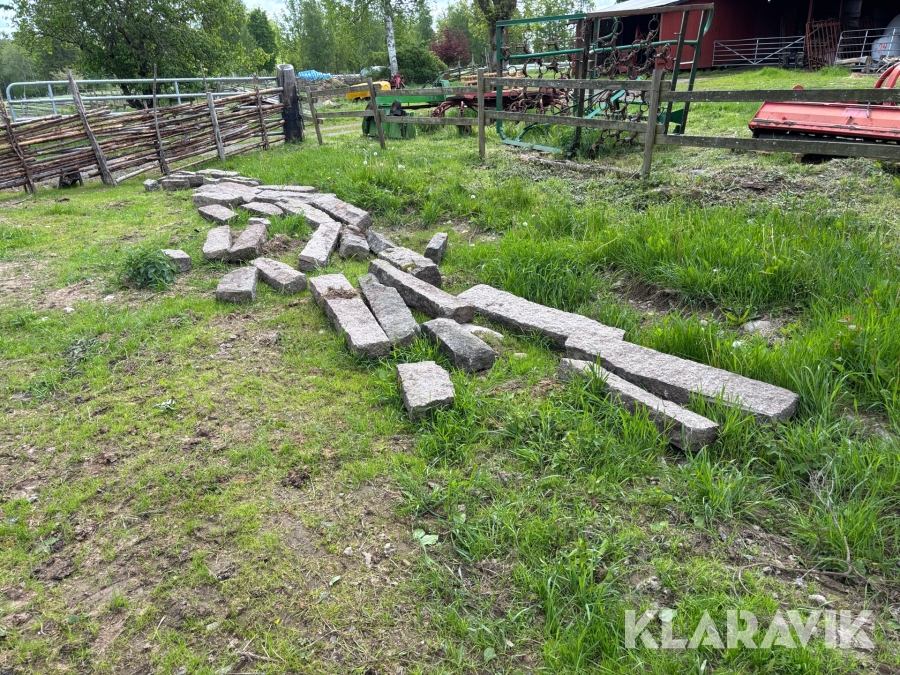 Kantsten granit ca 33m