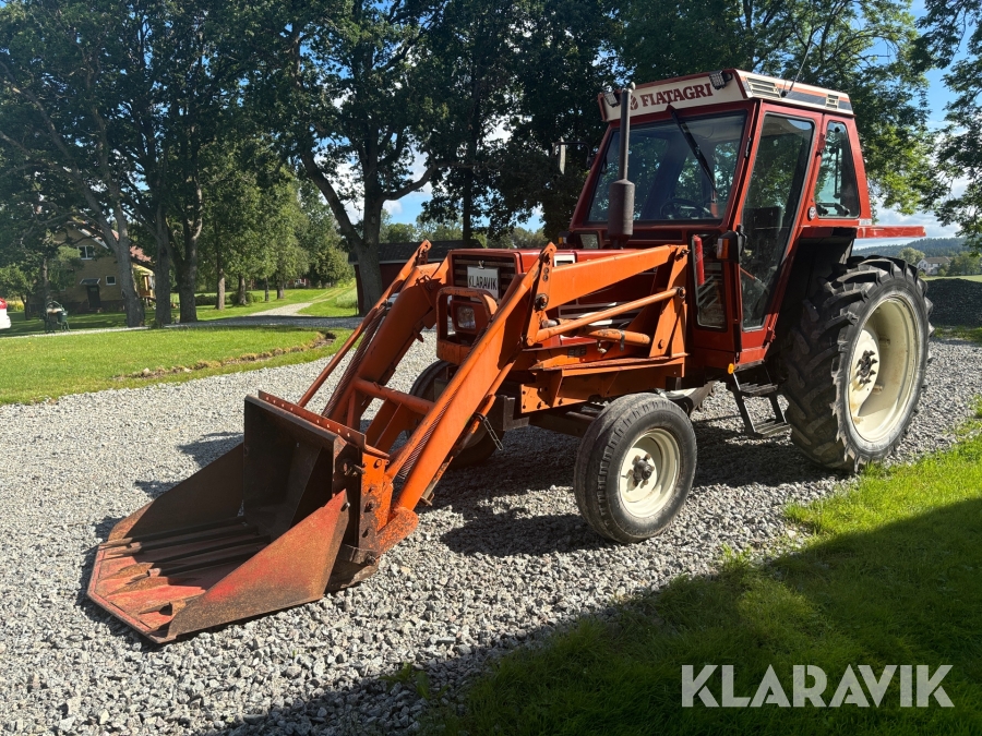 Traktor Fiat 60-90 med frontlastare