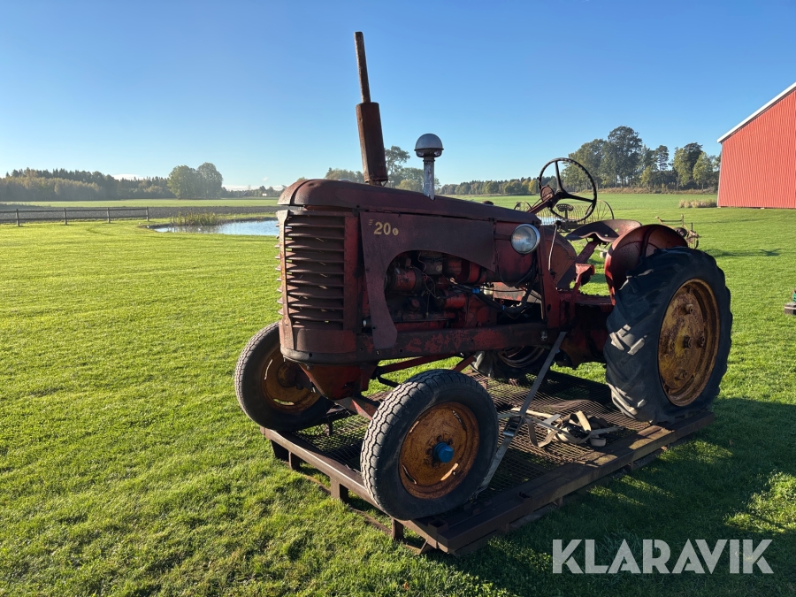 Veterantraktor Massey Harris 20K