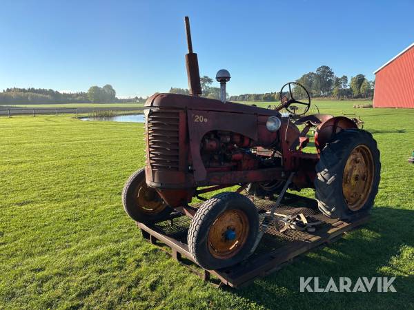 Veterantraktor Massey Harris 20K