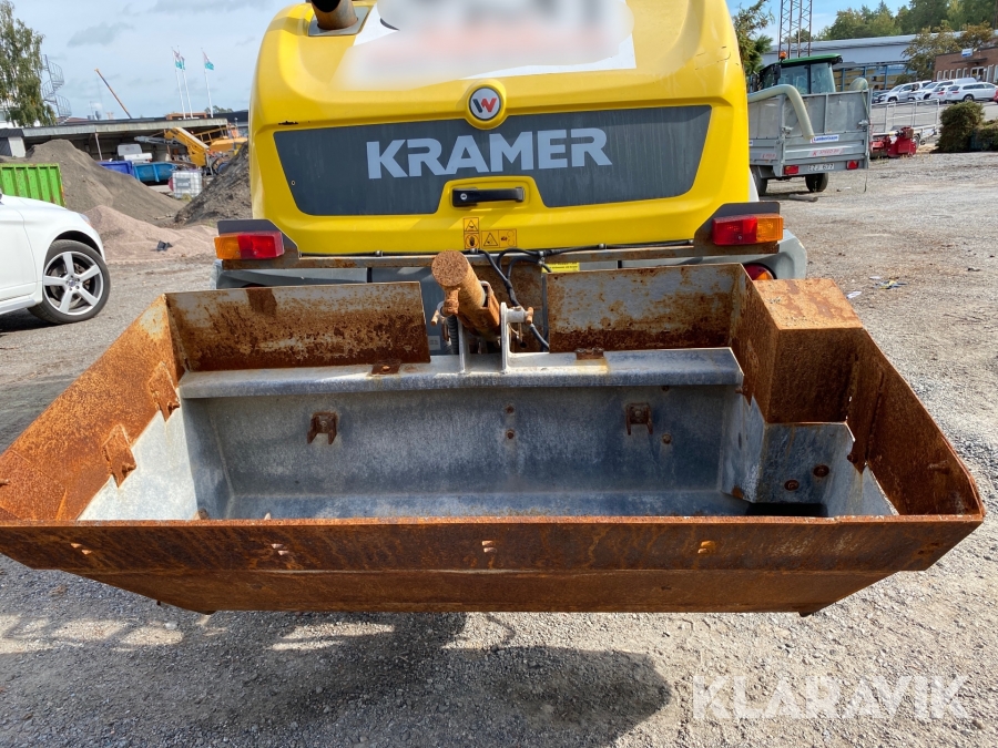 Hjullastare Kramer 352 med redskap