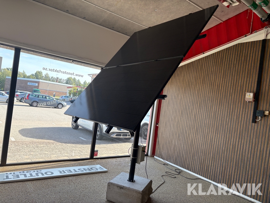Soltracker med solceller 1st