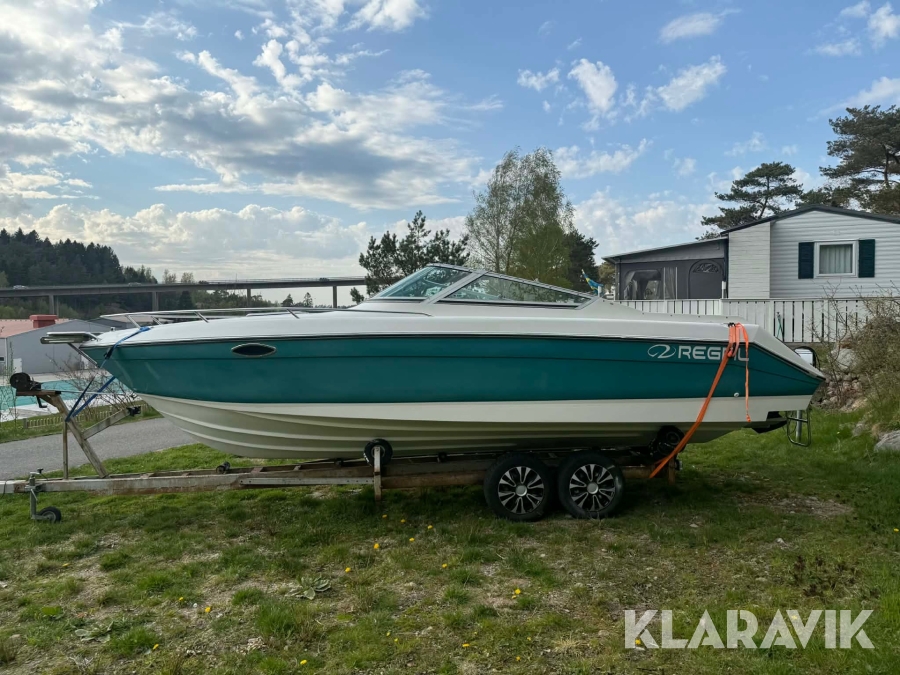 Motorbåt med båtkärra Regal Valentina 220 XL V8