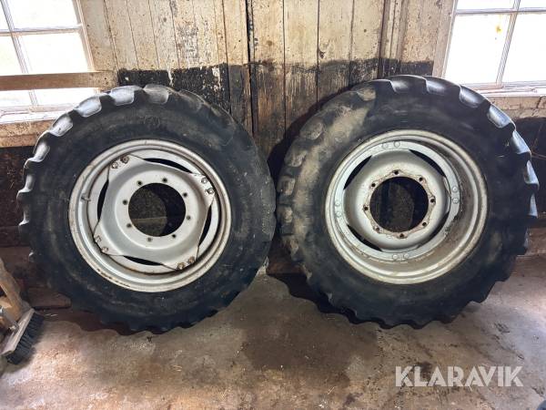 Traktordäck 340/85-28 2st