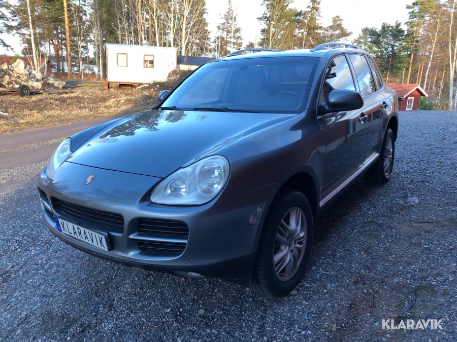A-traktor Porsche Cayenne