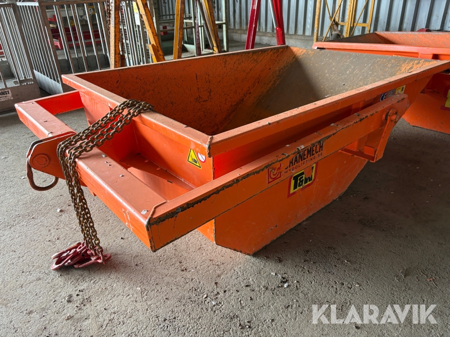 Självtömmande materialbask Eichinger 1000l