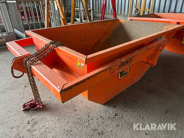 Självtömmande materialbask Eichinger 1000l