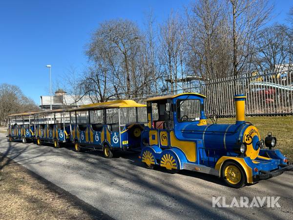 Turisttåg/Sightseeingtåg Dotto 6B5P med 3st vagnar