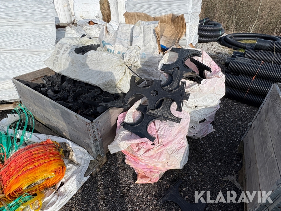 Distanshållare ABS 4-vägsdistans