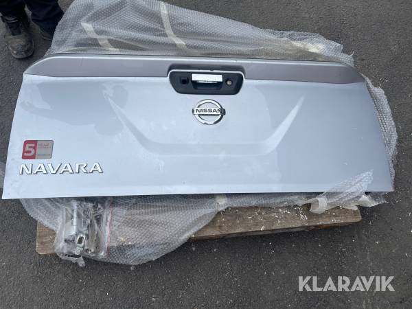 Bakläm till Nissan Navara