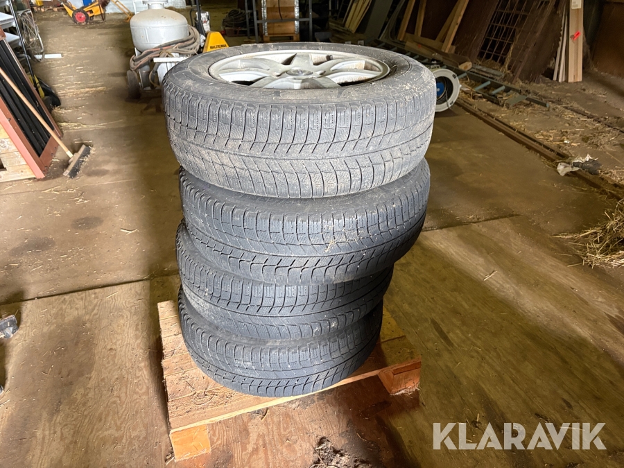 Vinterdäck Michelin X-Ice 3 215/65R16 4 st