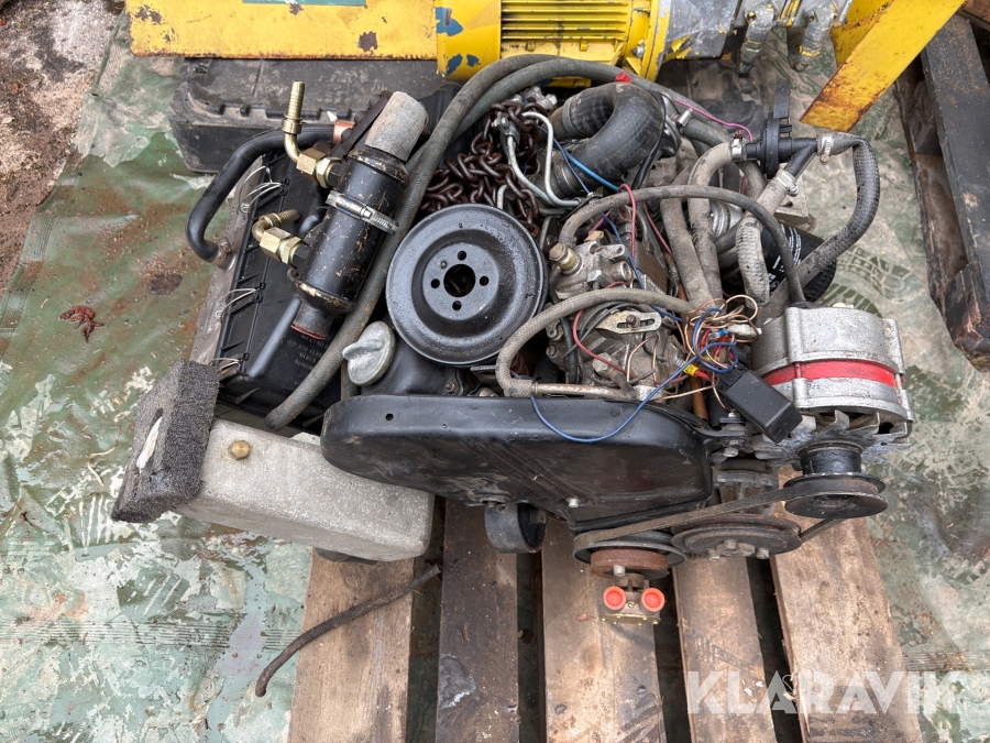 Motor inombordare 4-cylindrig diesel