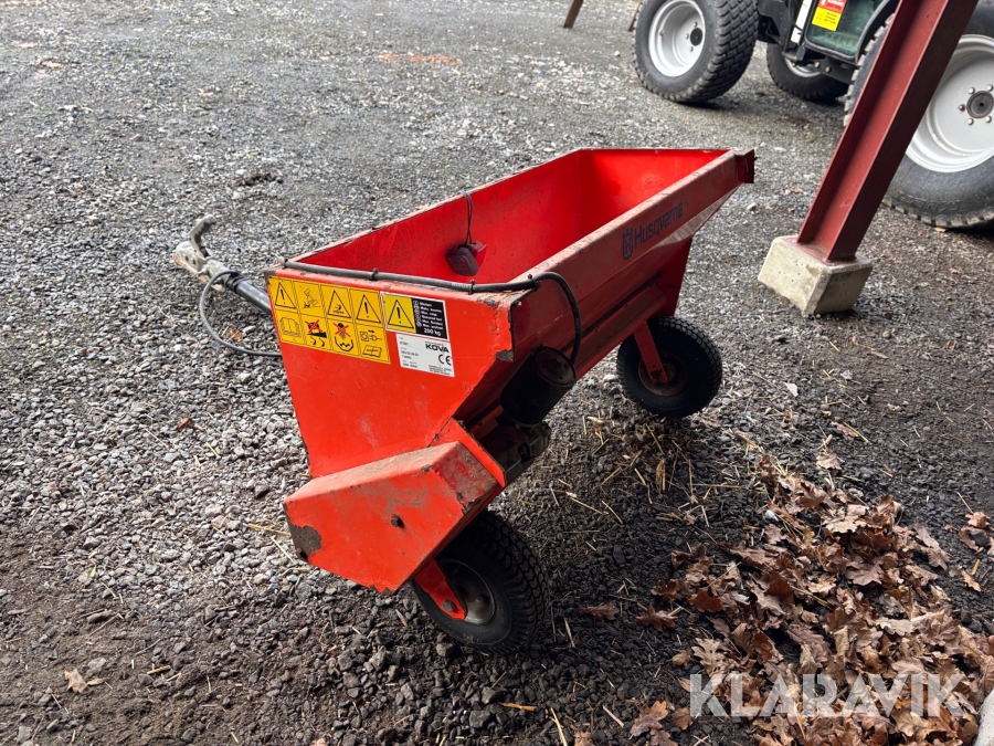 Sandspridare Husqvarna S1001